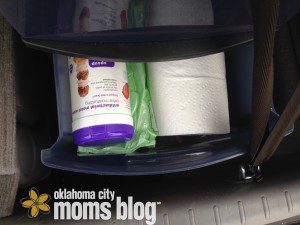 wipes and paper towels